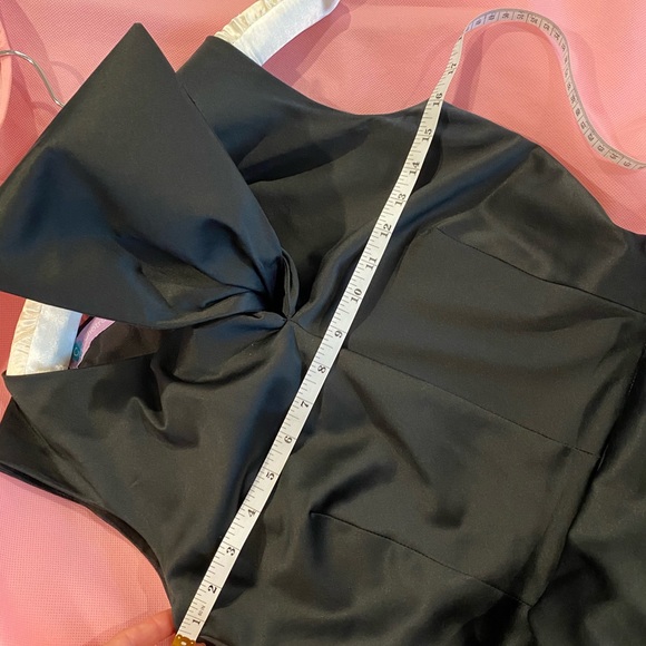 Pink tulle gown! - Picture 6 of 8